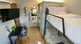 ST Signature Bugis Beach, SHORT OVERNIGHT, 12 hours: check in 7PM or 9PM - Singapur - 1