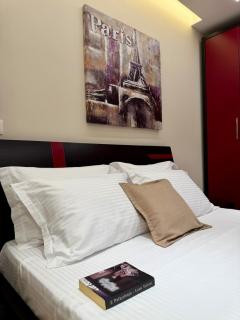 Nena Apartment's Cozy Modern Stay - 5