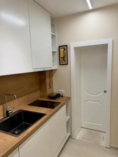 Nena Apartment's Cozy Modern Stay - 1