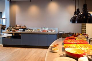 Hampton By Hilton Budapest City Centre - Budapest - 6