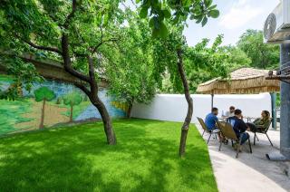 Garden Hostel 16 - 0