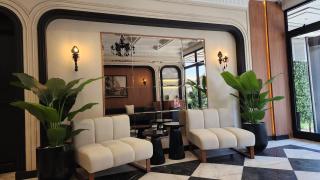 Green Plaza Inn - 9