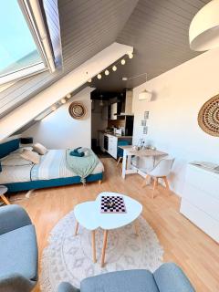 L'Odyssée - Studio cosy avec vue Mer - Lumineux - Parking - Wifi - 0