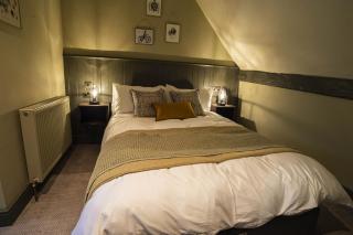 Kings Arms Hotel - 6