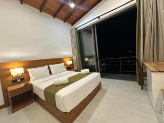 44 Hantana - 2