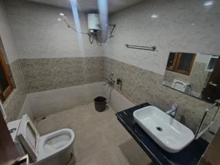 CozyNest HomeStay two-bedroom - 1