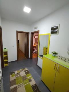 Apartment 16 - 9