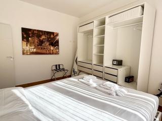 Irnerio Prestige Suite in the Center by Synergy - 4