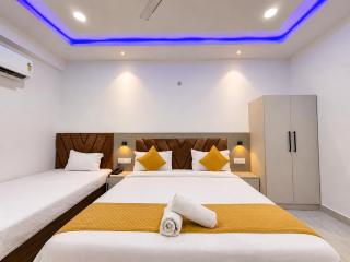 Hotel Shanti Residency Vrindavan - 0