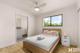 KozyGuru / Mt Gravatt East / 3 Bed House QMG030 - 0