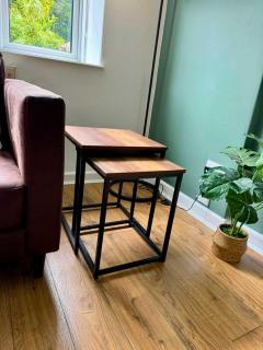 10-min to City Centre 2 Bedrooms Sleeps4 with Free Parking Garden & WiFi - 6