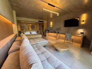 Elegance Suites - Pyrgos - 4