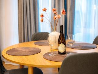 VESTA Blue - Modern Apartment with Free Parking in Veliko Tarnovo - 2