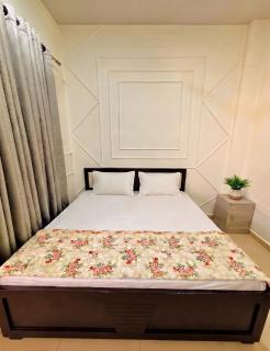Harman Guest House - 8