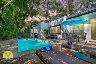 Villa Tropicale Stunning 4 Bedroom 4 Bath Home with Pool and BBQ - 8