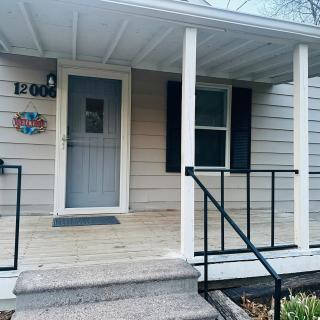 Bluebird Bungalow - 7