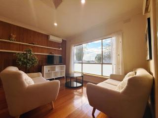 Whole family home in Doncaster, within the bustling east of Melbourne - 0