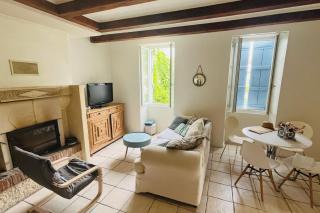 "Au Cadran solaire" Gite Bord Charente - 9