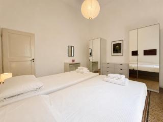 Greci 16 II - 3