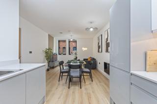 Scholars Quarter - 1 Bed - Sleeps 2 - Jewellery - 3