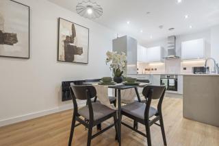 Scholars Quarter - 1 Bed - Sleeps 2 - Jewellery - 1