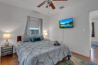 Casa Nikoleta Gated 3Bd 2Bth 10 Min to Beach - 2