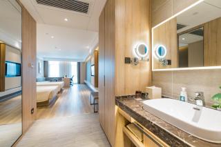 Atour Hotel (Nanjing Xingang Development Area) - 4