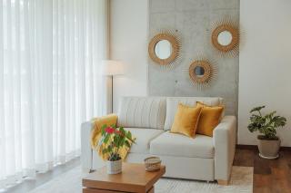 Modern El Retiro Suite for Two + Free Parking - 3