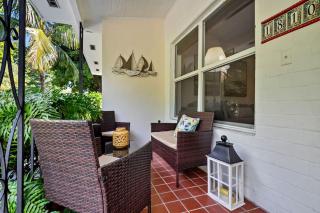 Casa Linda Gated 3 bed 2 bath by the River 1810 - 8