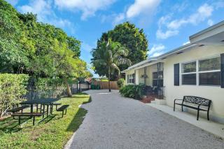 Casa Linda Gated 3 bed 2 bath by the River 1810 - 4