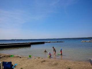 Bayshore Cottages - Wiarton - 1