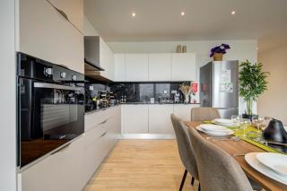 Ridge View Suites - Beautiful Apartment with Sea Views - 2