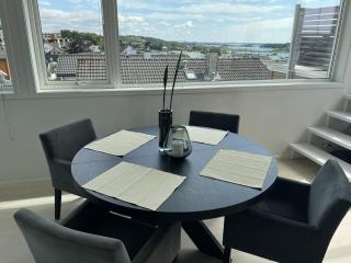 ONS 2026 Modern 2 Bedroom Apartment with Sea Views & 10 min drive to Stavanger Forum - 8