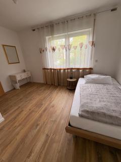 Modernes Apartment am Kellerwald bis zu 7 Gäste - 5