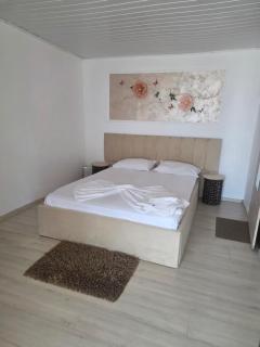 YANNIS GUEST HOUSE - 5