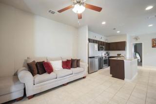 Modern 2BR Haven near Austin & Tesla - 4