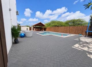 Island Breeze at Alto vista - 0