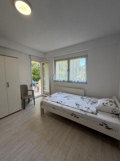 Roi house - 3