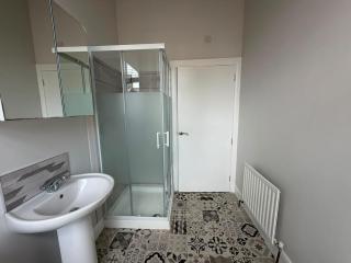 Modern 1-Bed Apartment in the Heart of Armagh - 3