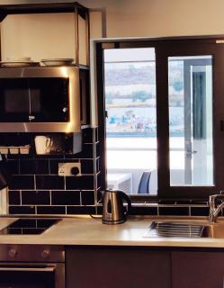 Cabin 4 Savynomad Harbour Residences wow Views - 2