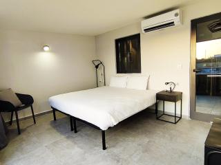 Cabin 4 Savynomad Harbour Residences wow Views - 3