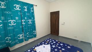 Oriline Business 106 - Grand Appartement Moderne avec Clim WiFi Gardien pour 4 Personnes Max - Mougali - 2