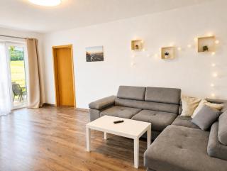 Urlaubsmagie Ferienwohnung Wiesengrün - direkt am Wanderweg - für 6P - W6 - 1