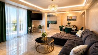 WHITE TOWER Luxury Suite - 0