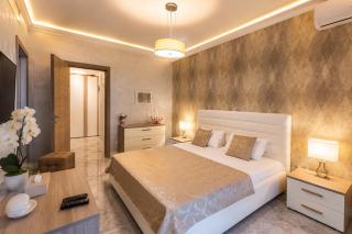 WHITE TOWER Luxury Suite - 7