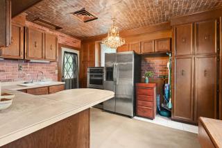 Historic Brick Home Near River and Downtown - 2