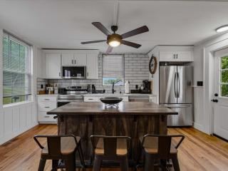 Belltown House at Airline Trail - 8