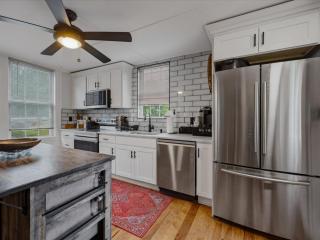 Belltown House at Airline Trail - 1
