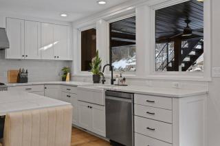 Luxury Mountain Retreat - 6