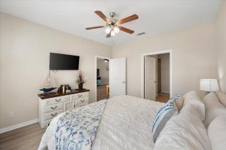 Lakefront Paradise with Stunning Views! - 1